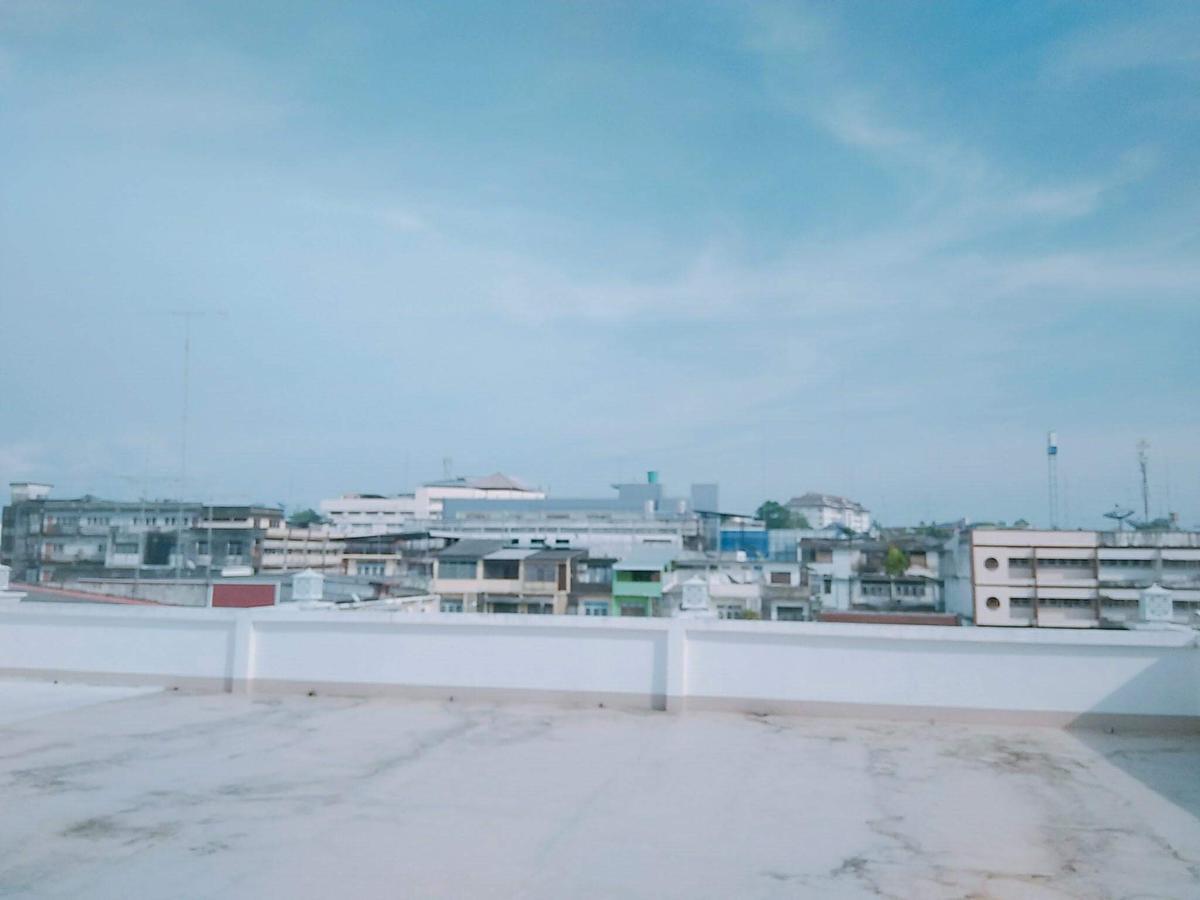 A Pousada Siri Krabi town Exterior foto